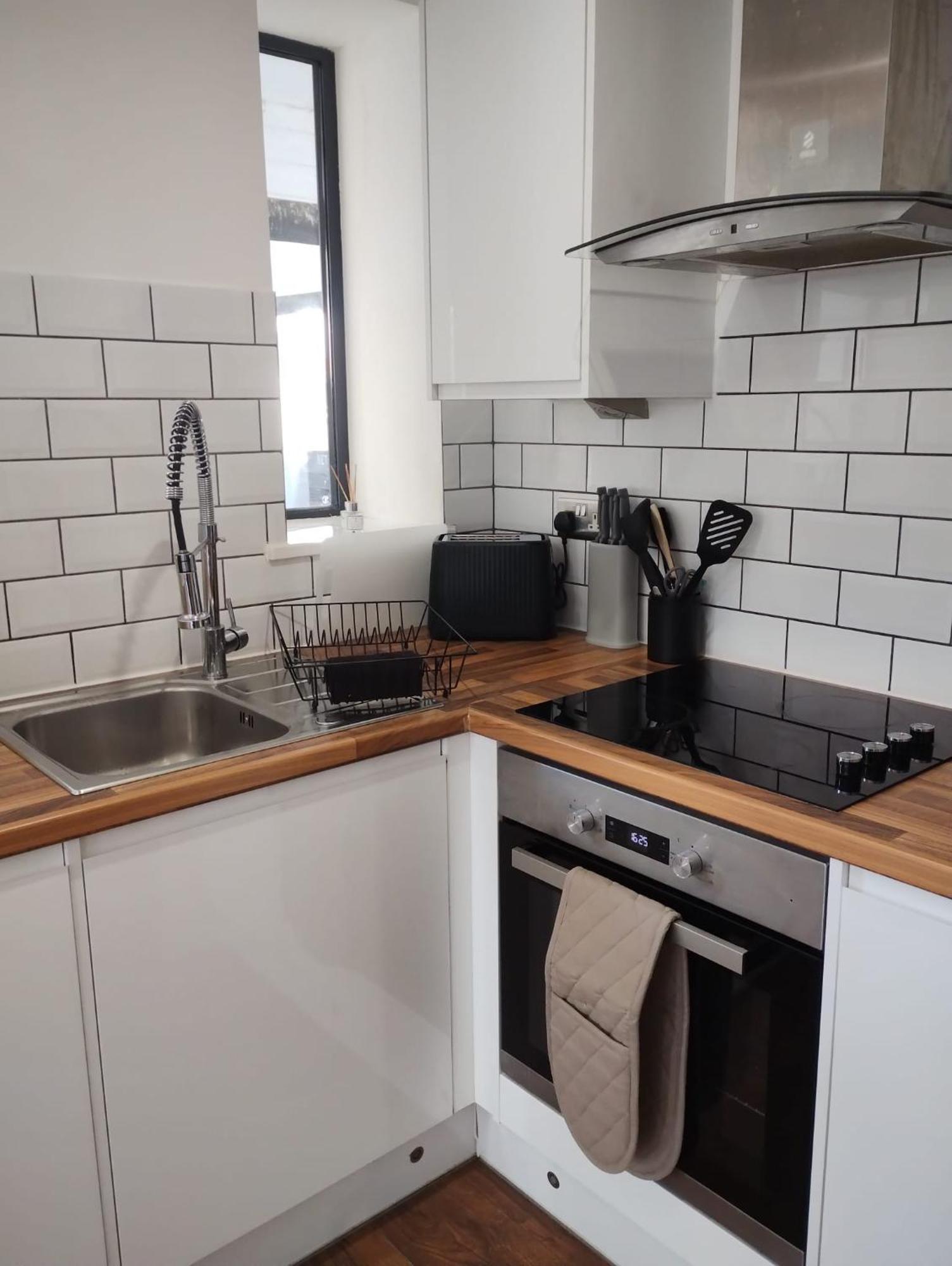 Modern Apartment Nottingham Exterior photo